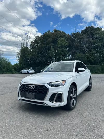 2024 Audi Q5 Progressive in White