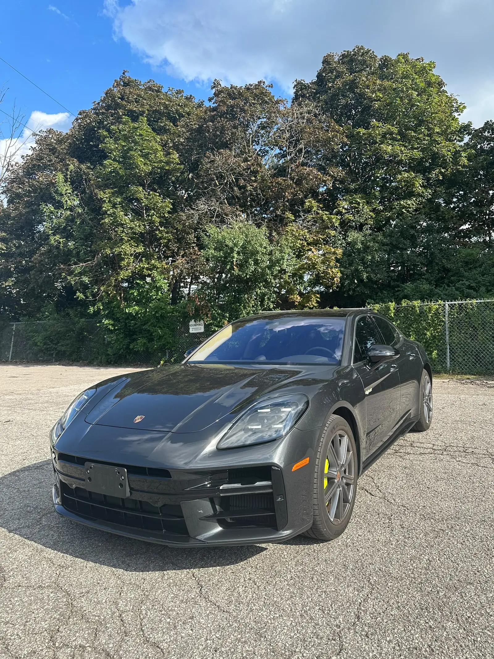 2025 Porsche PANAMERA 4 E-HYBRID